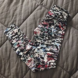 Lululemon Wunder Under LR Tight